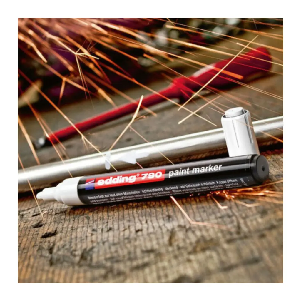 Edding 790 Paint Marker4.webp