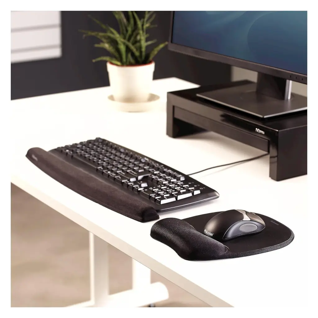 Fellowes Memory Foam Mousepad Wrist Support 3.webp